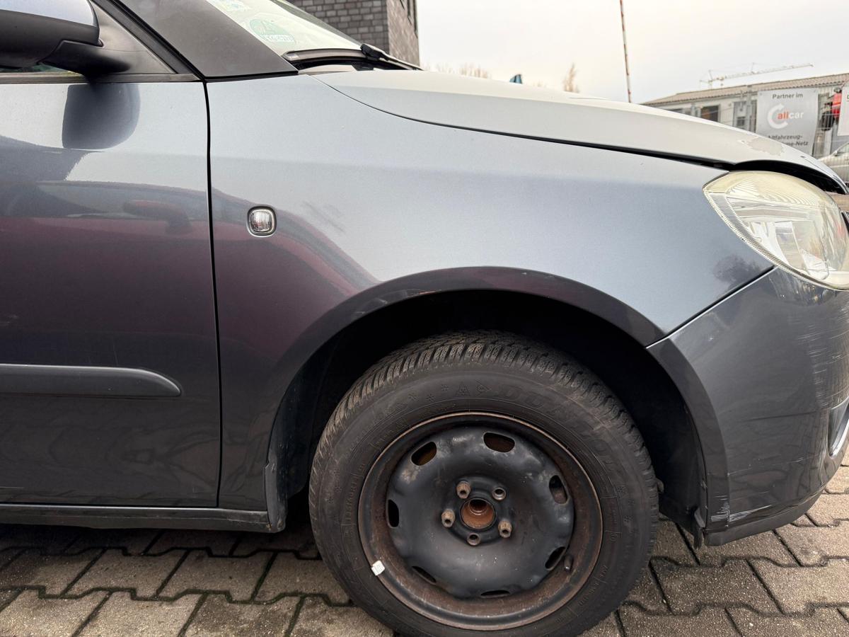 Skoda Fabia 2 5J original Kotfl&uuml;gel vorn rechts LF8J Anthrazitgrau BJ09